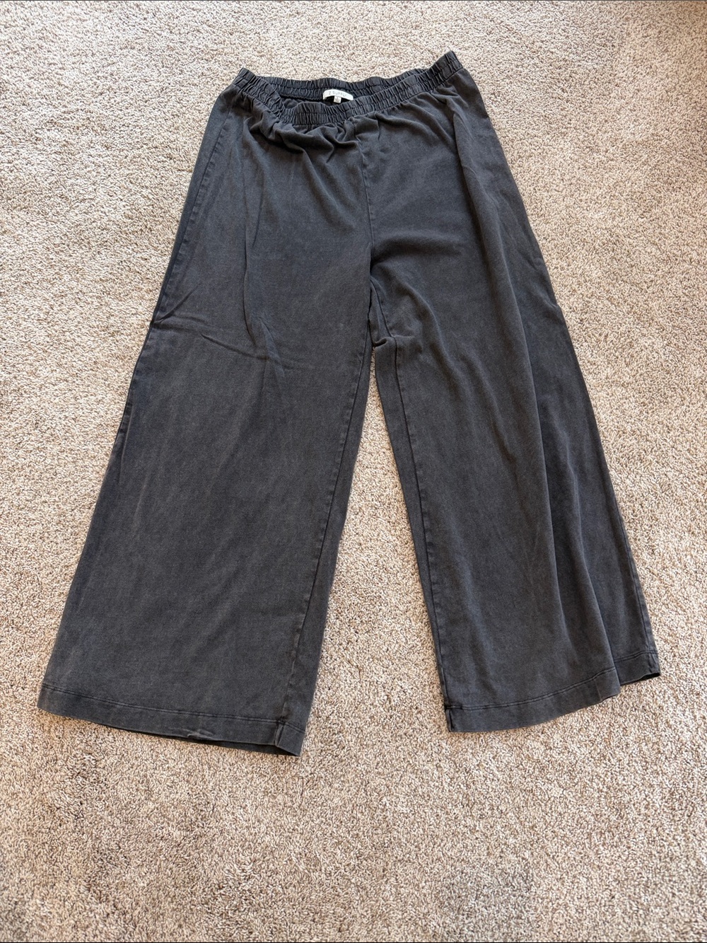 Z Supply Black-washed Wide-Leg Pull-On Pants, size large